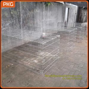 Sekat tambahan untuk kandangnya